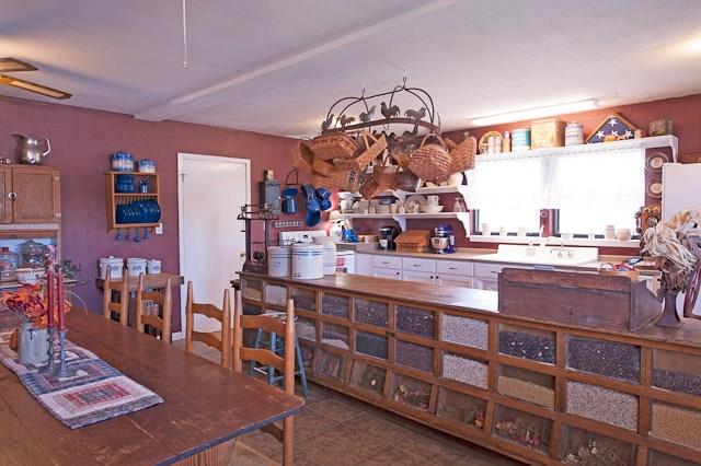 259 Mill Creek Road, Pottsboro, TX 75076