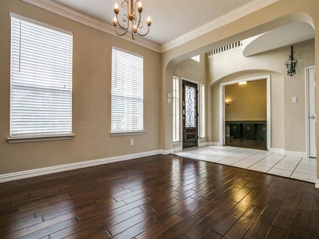 319 Love Bird Lane, Murphy, TX 75094