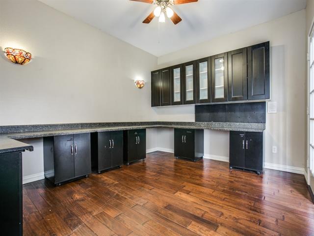 319 Love Bird Lane, Murphy, TX 75094
