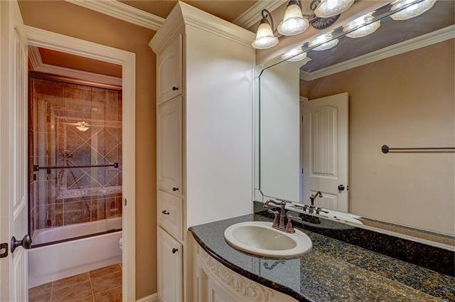 806 BELCLAIRE Circle, Cedar Hill, TX 75104