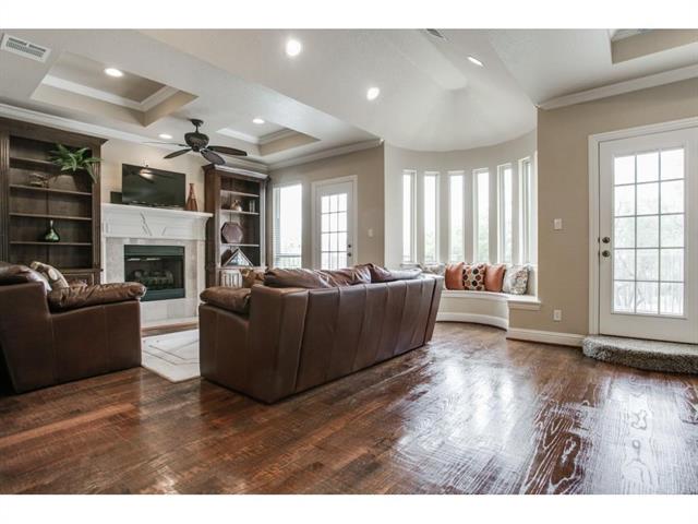 2733 Wood Lake Drive, Cedar Hill, TX 75104
