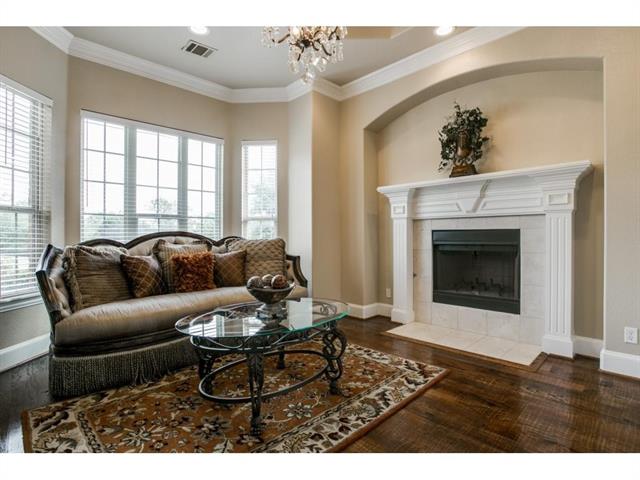2733 Wood Lake Drive, Cedar Hill, TX 75104