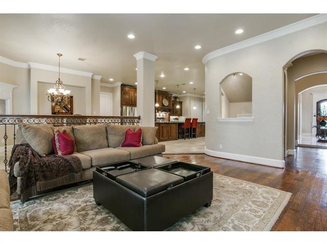 2733 Wood Lake Drive, Cedar Hill, TX 75104
