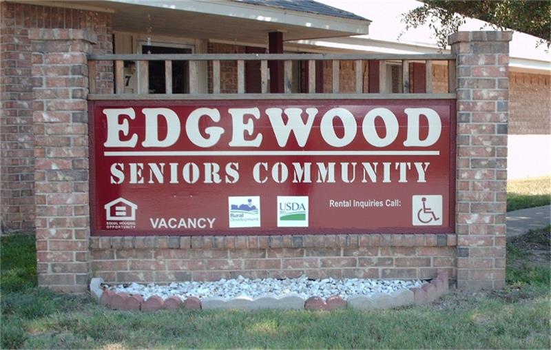 300 E Elm, Edgewood, TX 75117