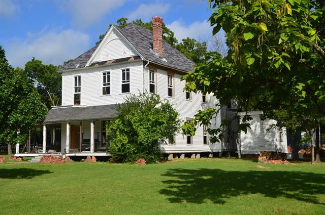 306 S Center Street, Forney, TX 75126