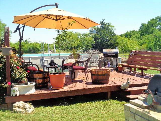 8205 Bandera, Kaufman, TX 75142