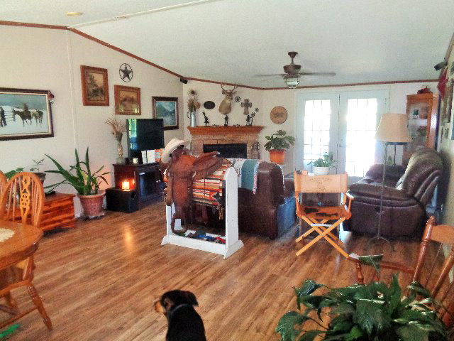 8205 Bandera, Kaufman, TX 75142