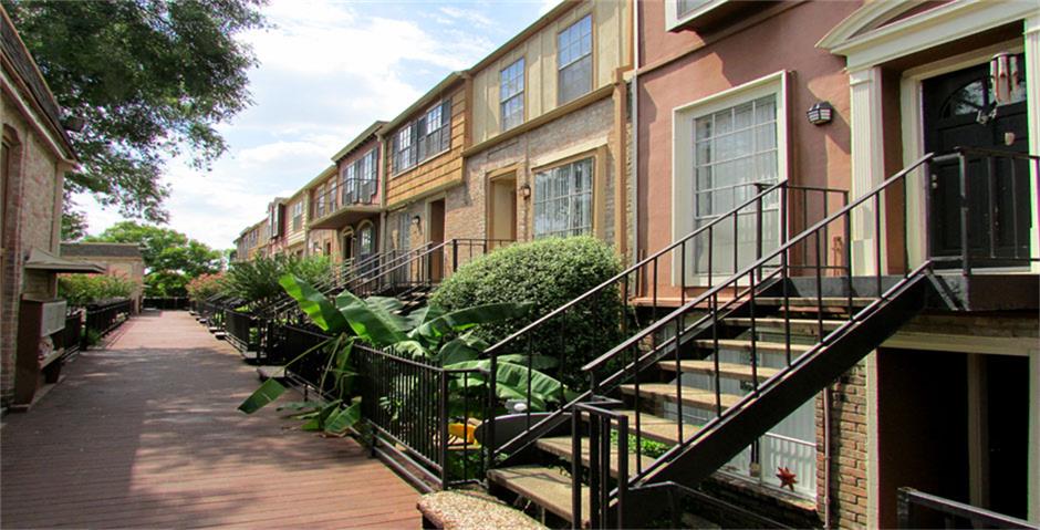 513 E 6th Street, Kaufman, TX 75142