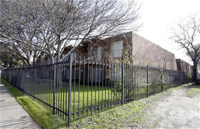 513 E 6th Street, Kaufman, TX 75142