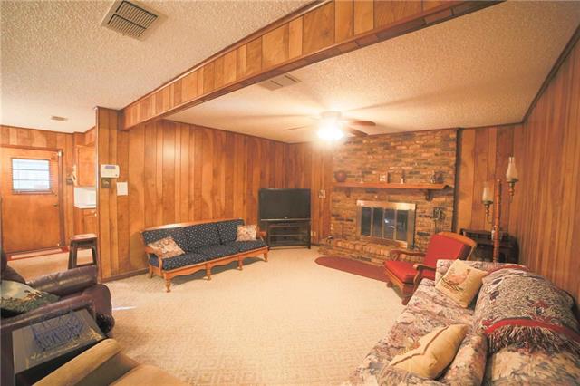 301 Logan Drive, Kerens, TX 75144