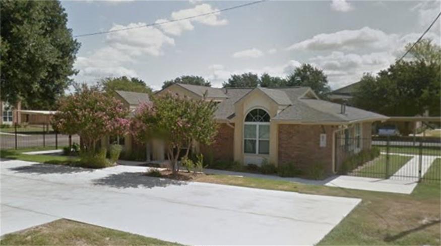 209 S Grand Avenue, Mabank, TX 75147