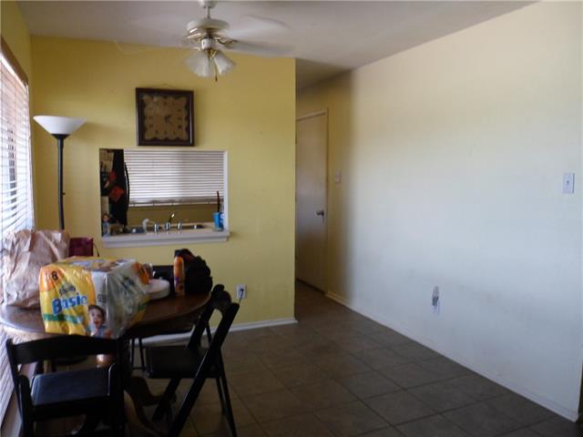 4961 Oak Blf, Mesquite, TX 75150