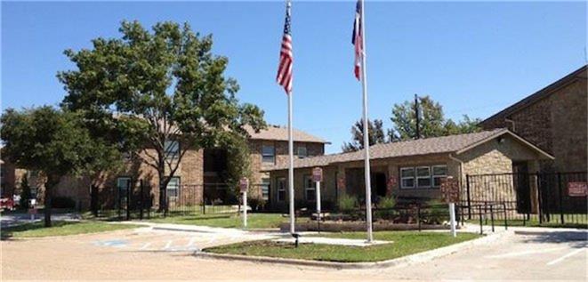 507 W Red Oak Road, Red Oak, TX 75154