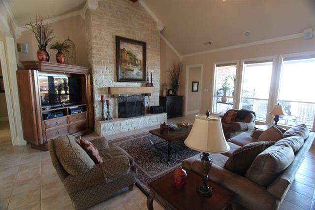 125 Hilton Head Island Drive, Mabank, TX 75156
