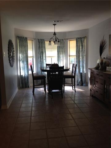 410 Twin Lakes Drive, Waxahachie, TX 75165