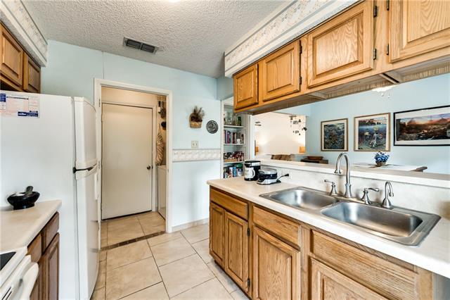 124 Rusty Ln, Waxahachie, TX 75165