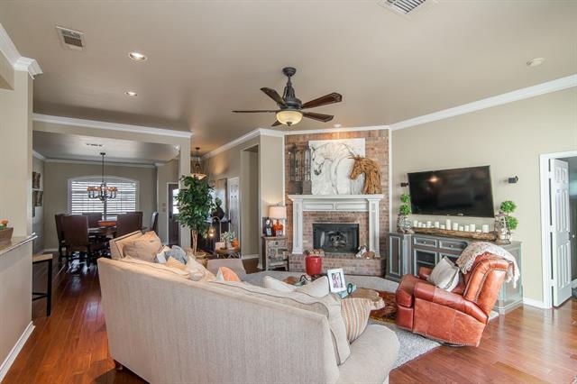 335 Meadow View Drive, Lavon, TX 75166