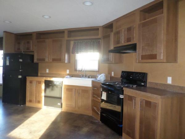 River Oaks Manufactured Home Community 1601 Millers Ferry RoadWilmer, TX 75172