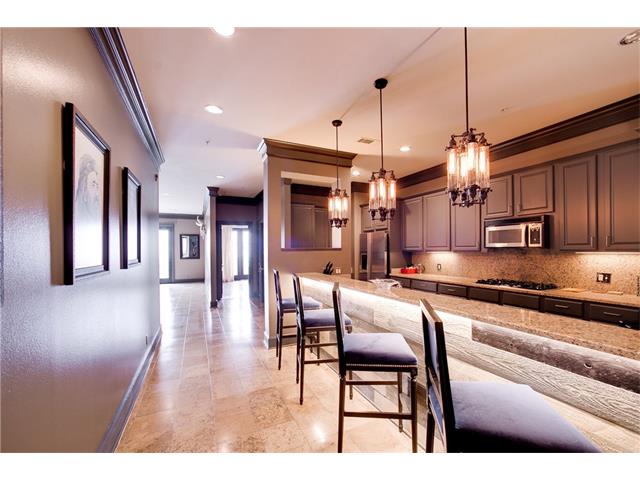 2848 Woodside Street, Dallas, TX 75204