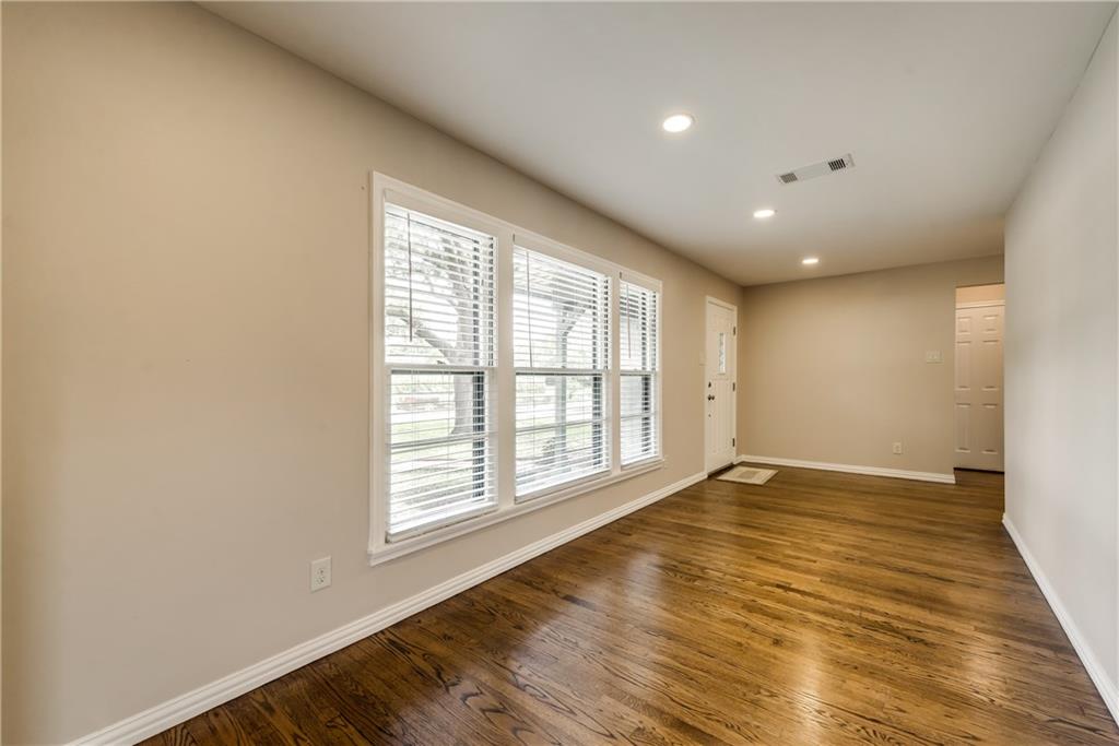 6628 E Mockingbird LN, Dallas, TX 75214
