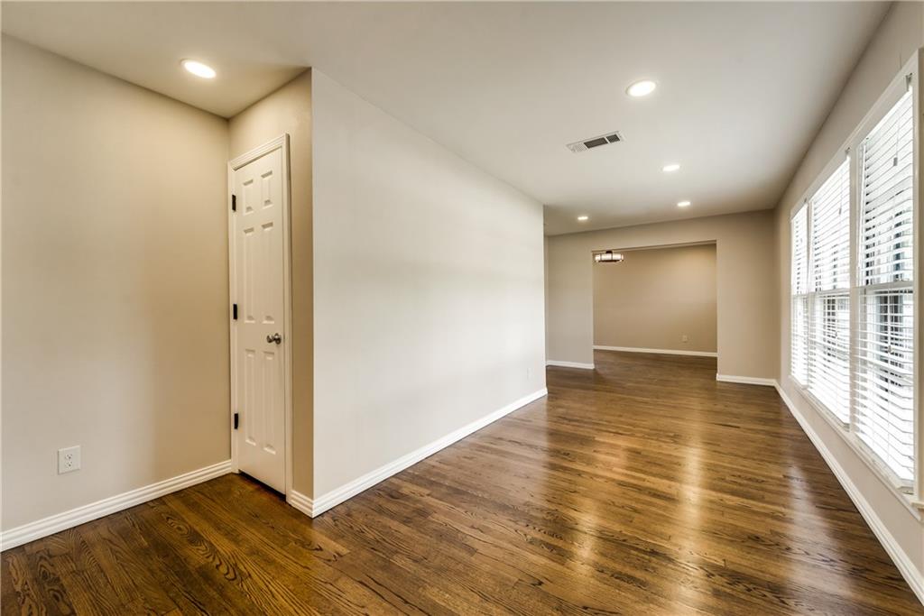 6628 E Mockingbird LN, Dallas, TX 75214