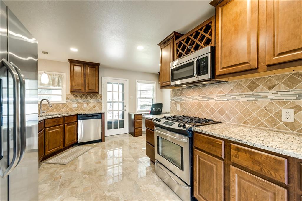 6628 E Mockingbird LN, Dallas, TX 75214