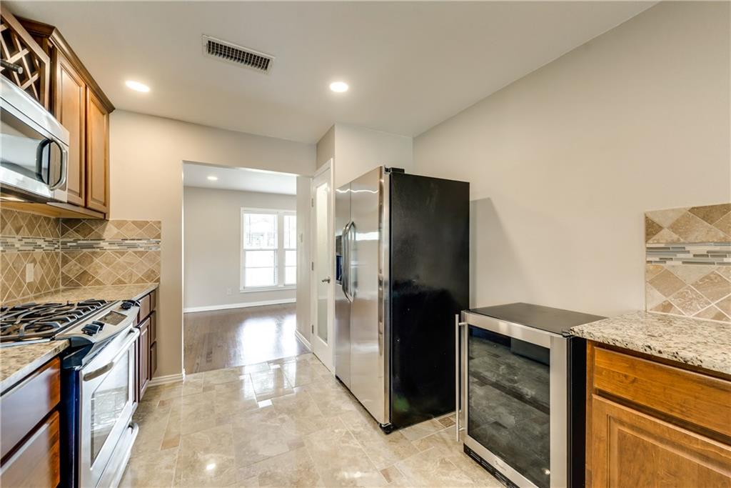 6628 E Mockingbird LN, Dallas, TX 75214