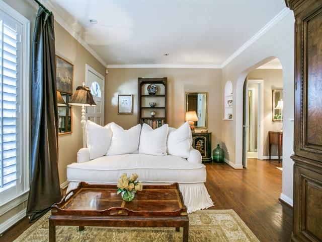 6240 Martel Avenue, Dallas, TX 75214