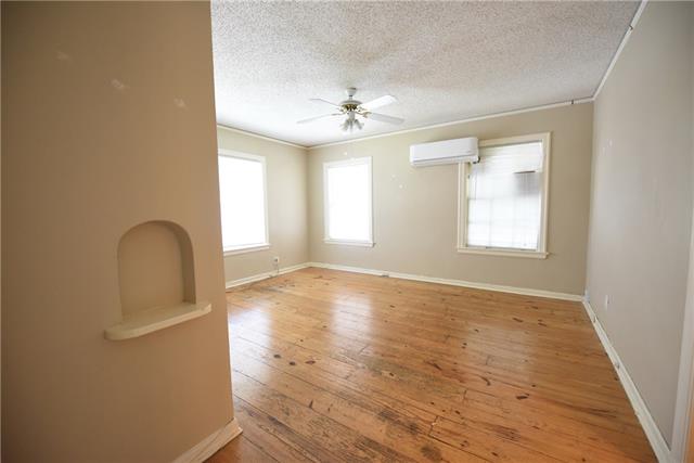 4026 Holland Avenue, Dallas, TX 75219