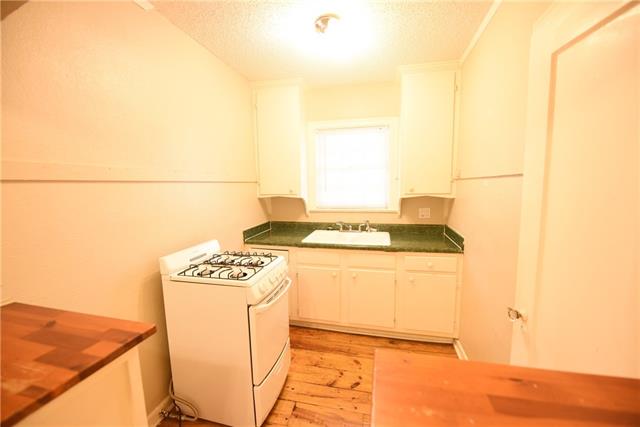 4026 Holland Avenue, Dallas, TX 75219
