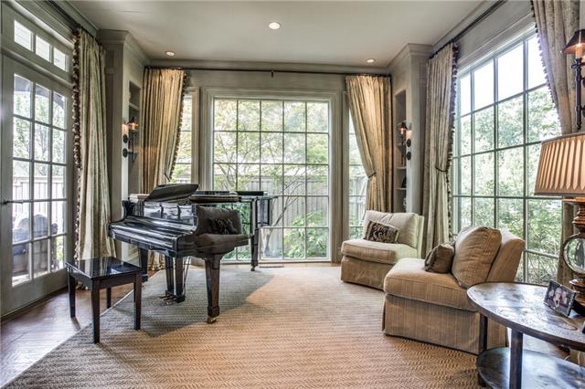 5558 Edlen Drive, Dallas, TX 75220