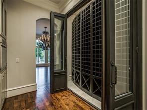 5830 Falls Road, Dallas, TX 75225