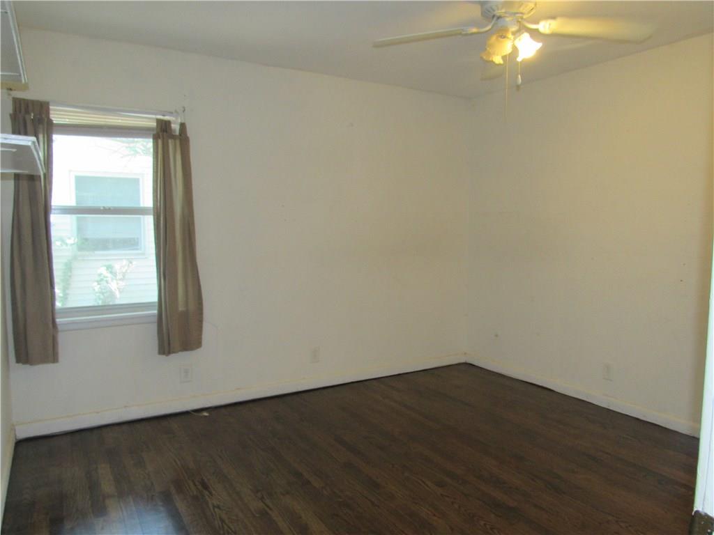 2124 Fenwick DR, Dallas, TX 75228