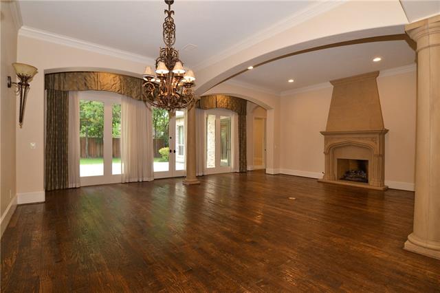 4231 Ridge Road, Dallas, TX 75229