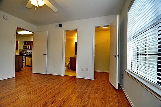 6910 Skillman Street, Dallas, TX 75231