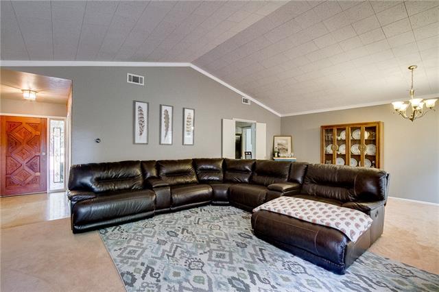 14426 Tanglewood Drive, Farmers Branch, TX 75234
