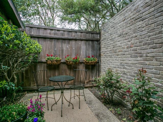 6318 Oakleaf Road, Dallas, TX 75248