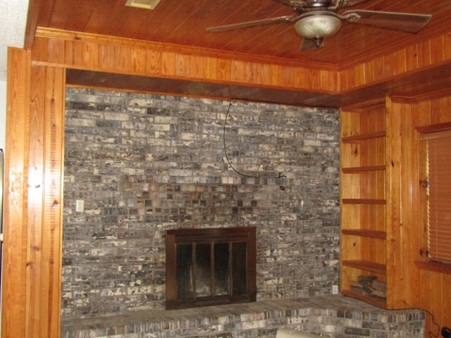 9604 FR 197, Arthur City, TX 75411