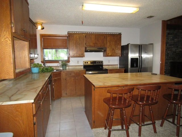 9604 FR 197, Arthur City, TX 75411