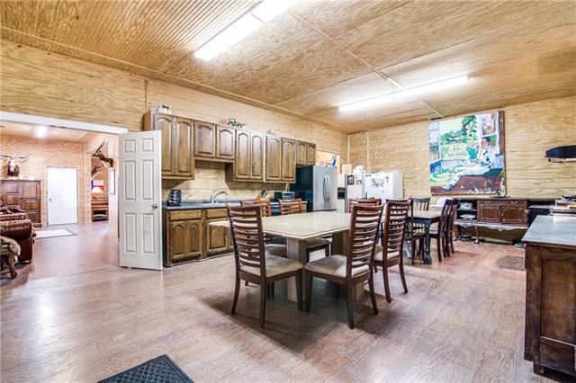 4477 Hwy 82, Bells, TX 75414
