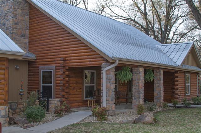 2606 N Shore Drive, Bonham, TX 75418
