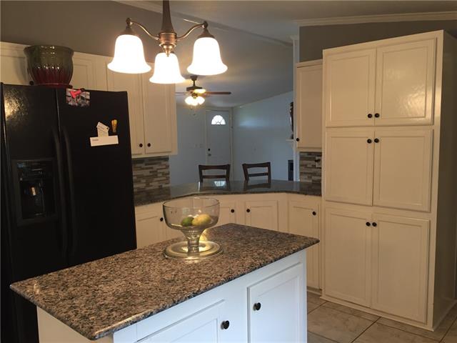 208 Private Road 460, Celeste, TX 75423