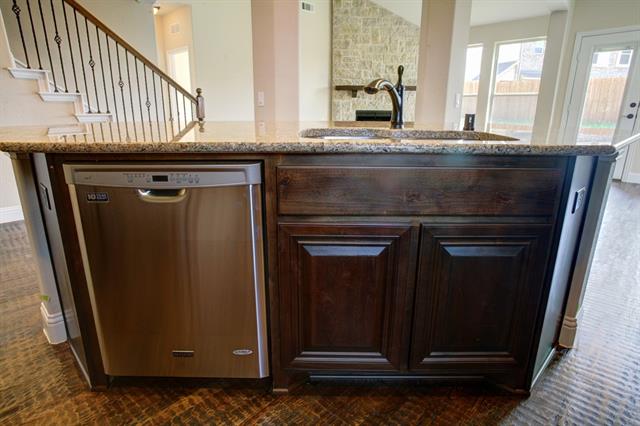 2904 Sunrise Bluff, Blue Ridge, TX 75424