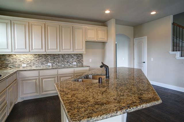 302 The Trail Drive, Blue Ridge, TX 75424