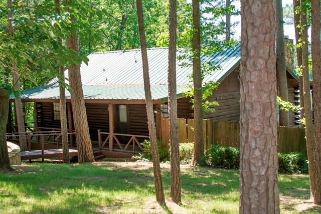 72 CR 2452, Leesburg, TX 75451
