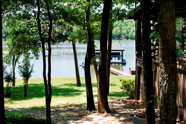 72 CR 2452, Leesburg, TX 75451