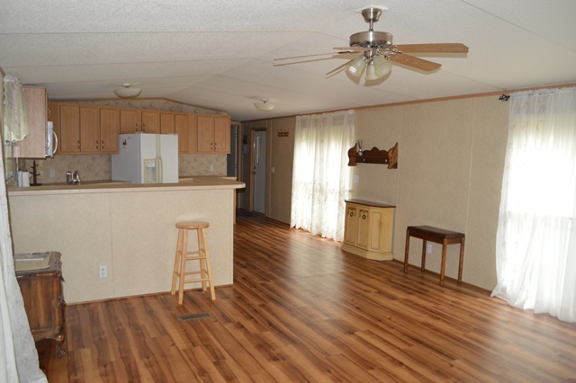 881 CR 2418, Leesburg, TX 75451