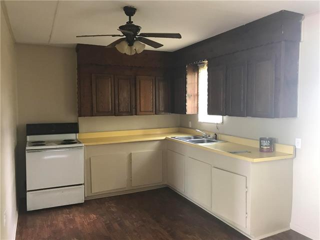 216 Main Street, Lone Oak, TX 75453