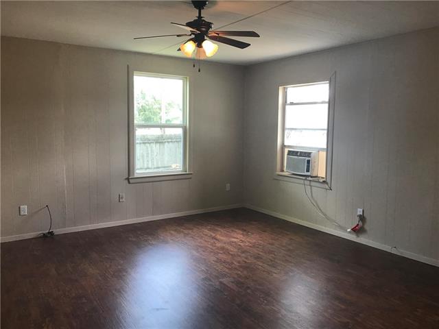 216 Main Street, Lone Oak, TX 75453