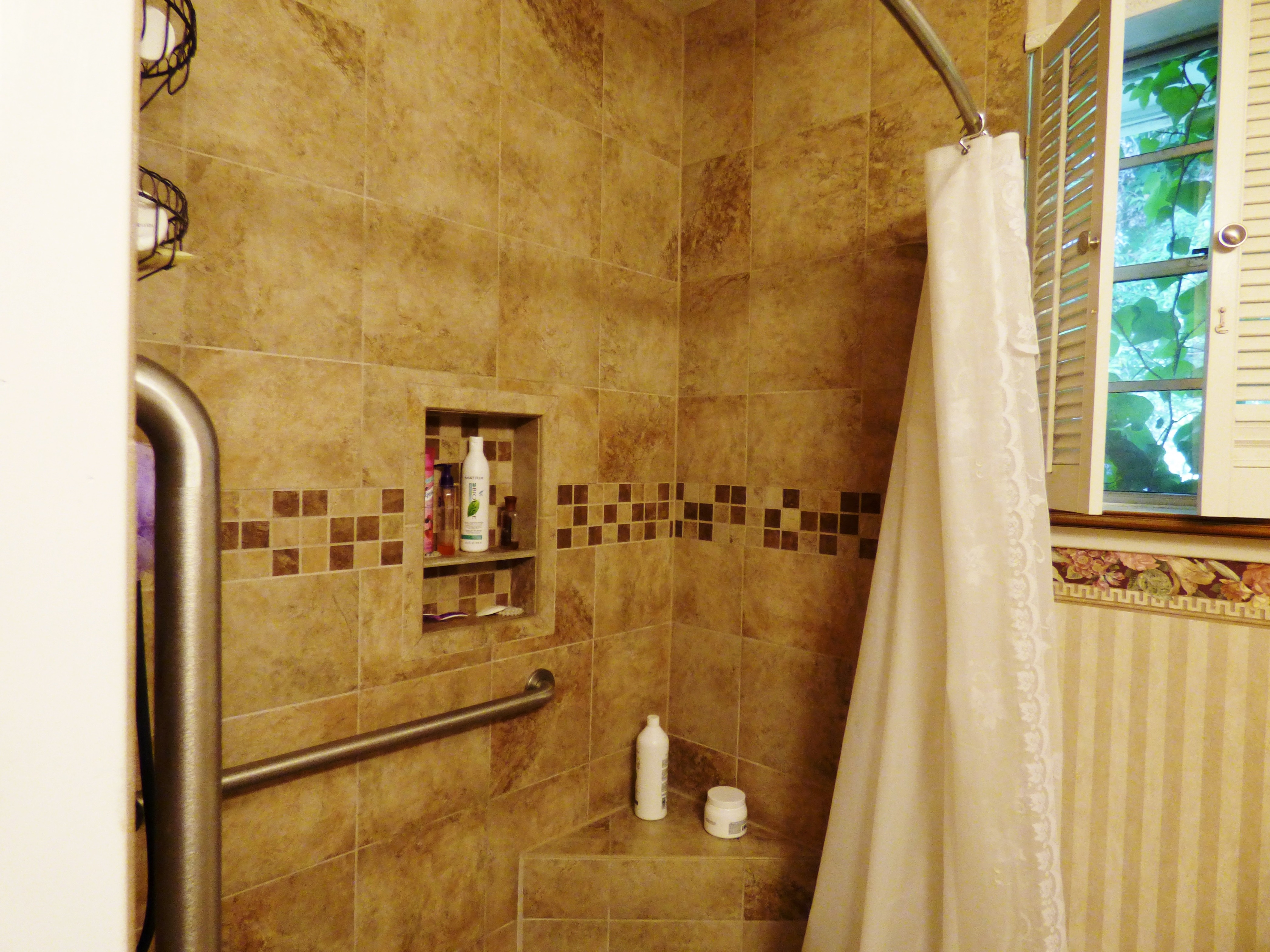 407 Walnut St, Mt. Pleasant, TX 75455